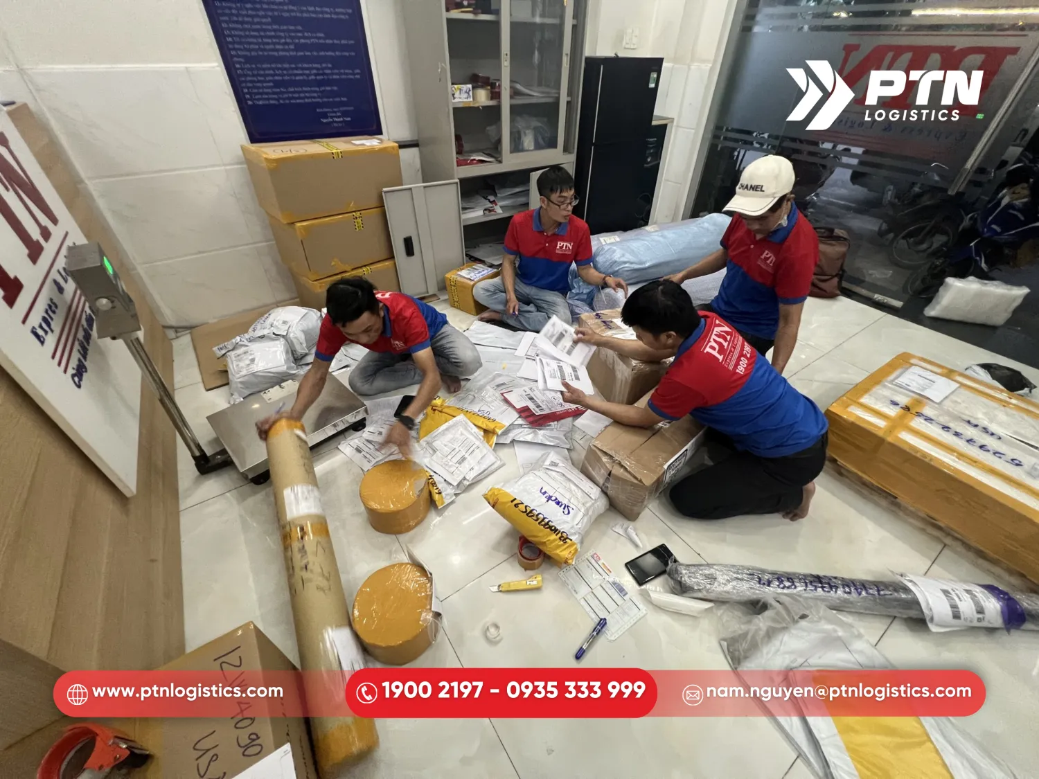 Đội ngũ hỗ trợ pick up tận nhà