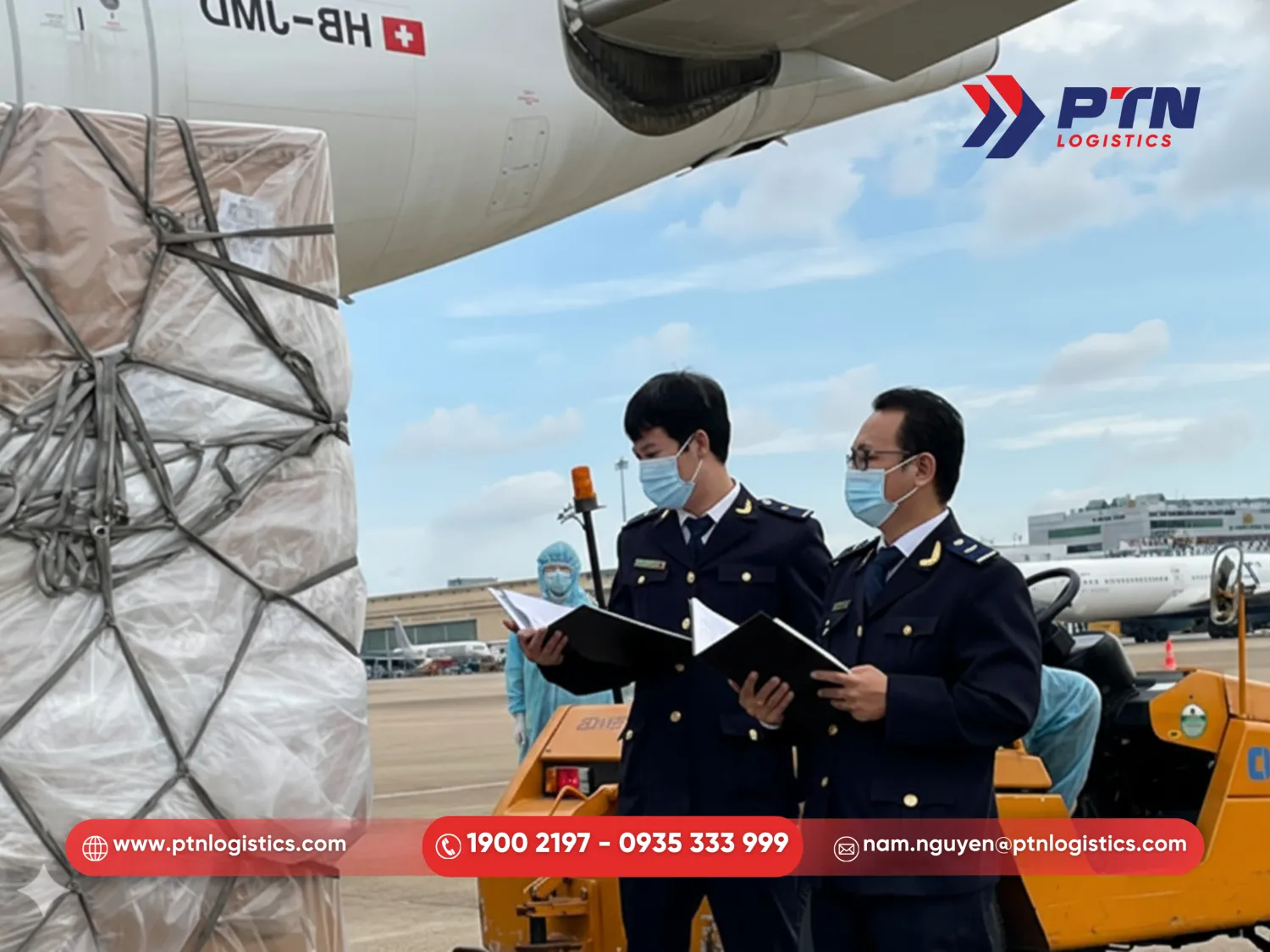 Tiến hành khai báo hải quan chính xác