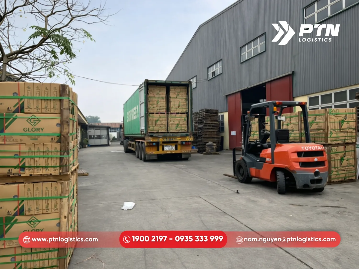 Vận chuyển bằng đường biển và đường bộ