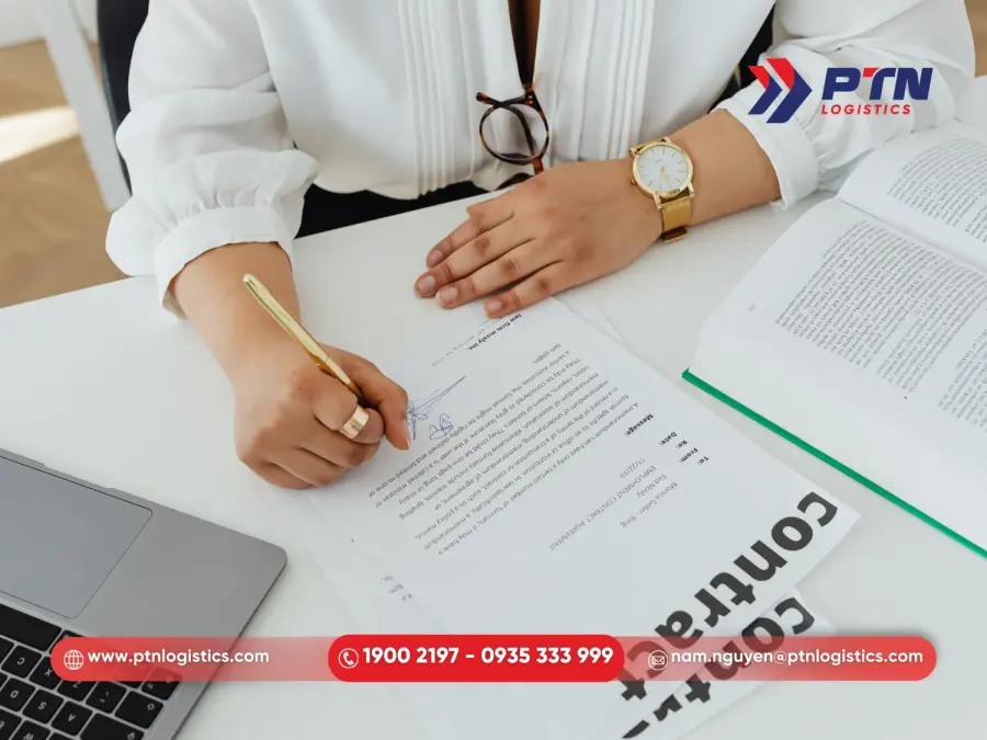 Rủi ro về lừa đảo (ký hậu giả mạo)